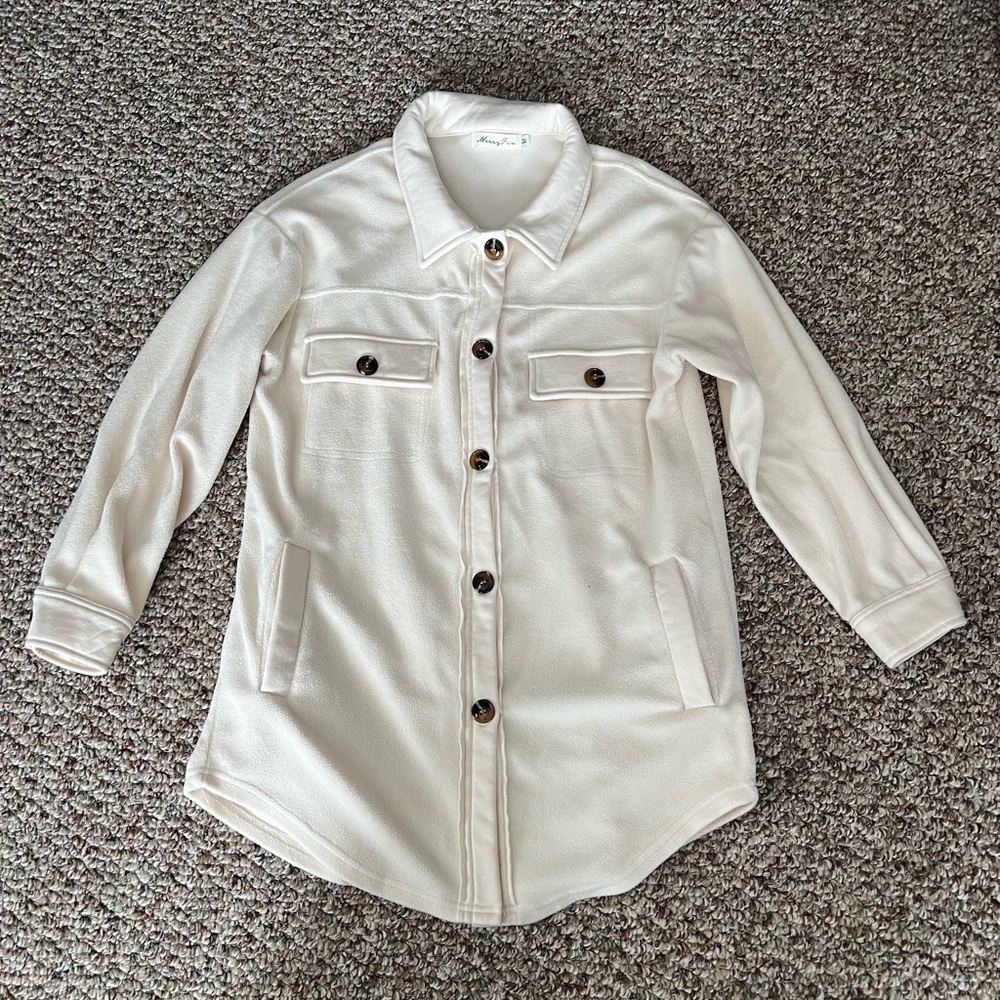 Women's Cream Shaket